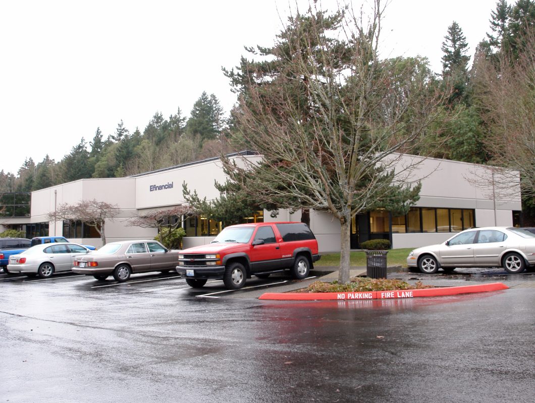 Exterior view of Cascade Yard, Building B in Bellevue, Washington