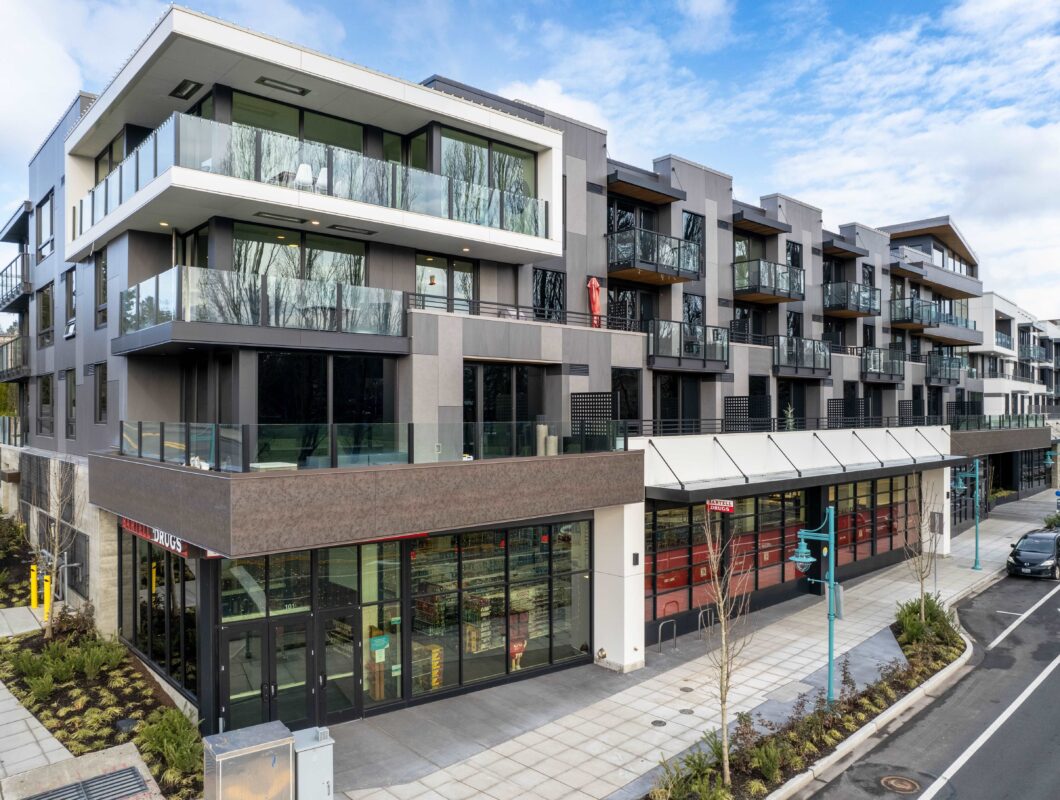 Exterior view of Parque Kirkland in Kirkland, Washington
